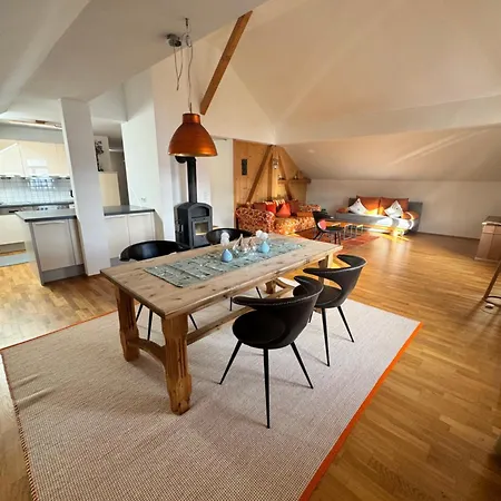Premium - Grosszuegig & Zentral Wohnen Apartmán